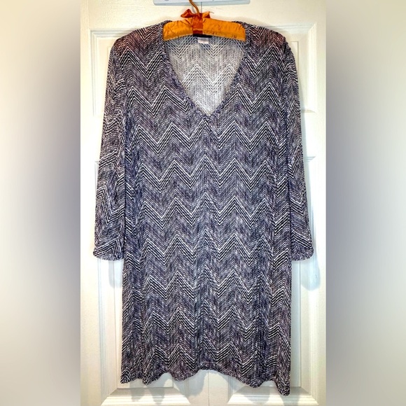 Jordan Taylor A Line cover up Dress Chevron Print 3/4 sleeve V Neck size Small - Picture 1 of 10